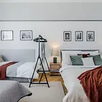 Modern&Huge APTs in Center by Michal&Friends