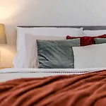 Modern&Huge APTs in Center by Michal&Friends