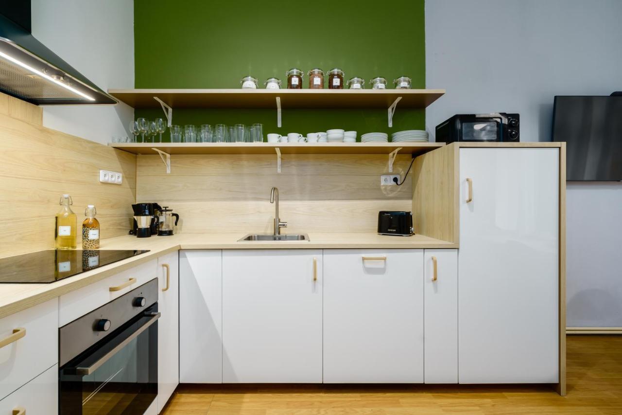 Modern&huge Apts In Center By Michal&friends Prag