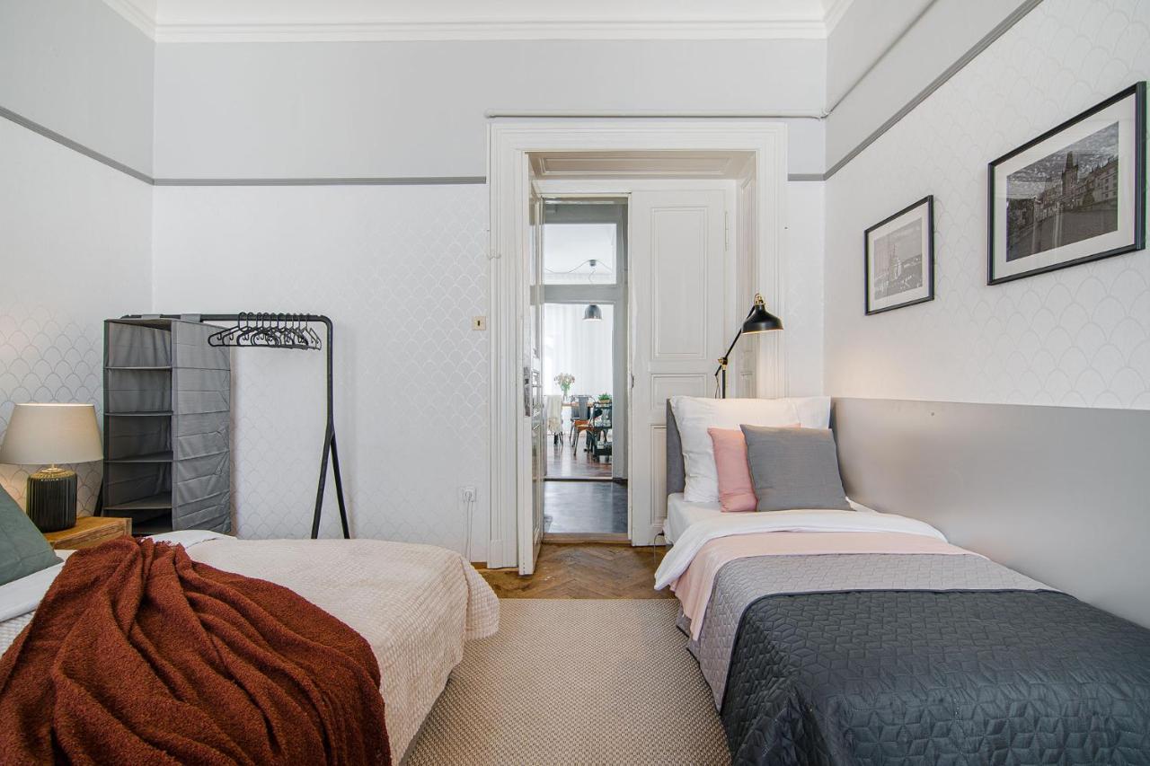 Modern&huge Apts In Center By Michal&friends * Prag